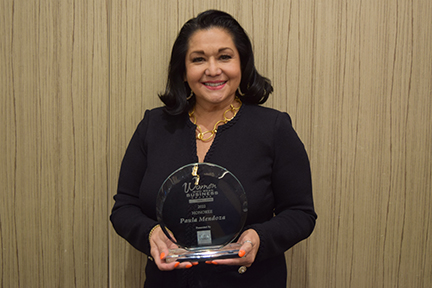 Paula Mendoza awarded Women in Business