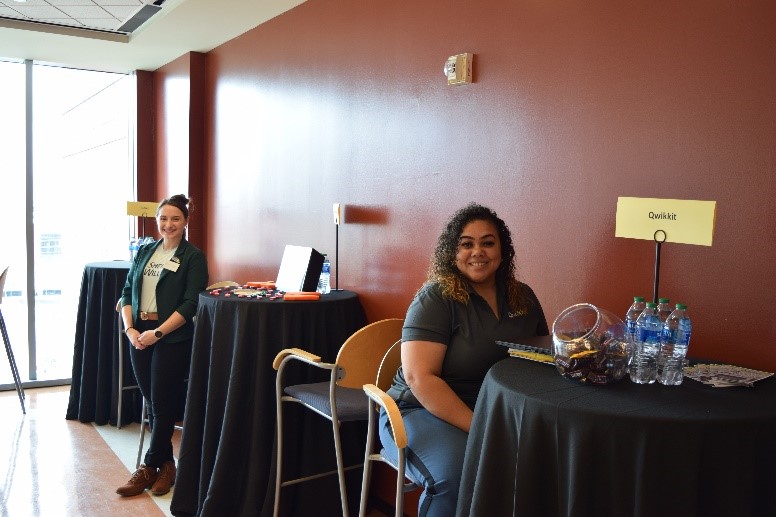 Students Network With Employers at the Davies Speed Networking Event