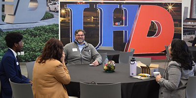 Students Meet With Industry Professionals at the Davies Meet the Industry “Eat & Greet” powered by Enbridge