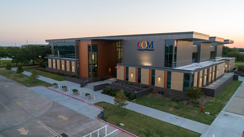 College of the Mainland campus