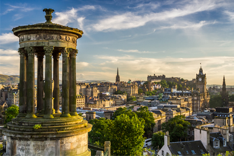 Photograph of the city of Edinburgh, Scotland