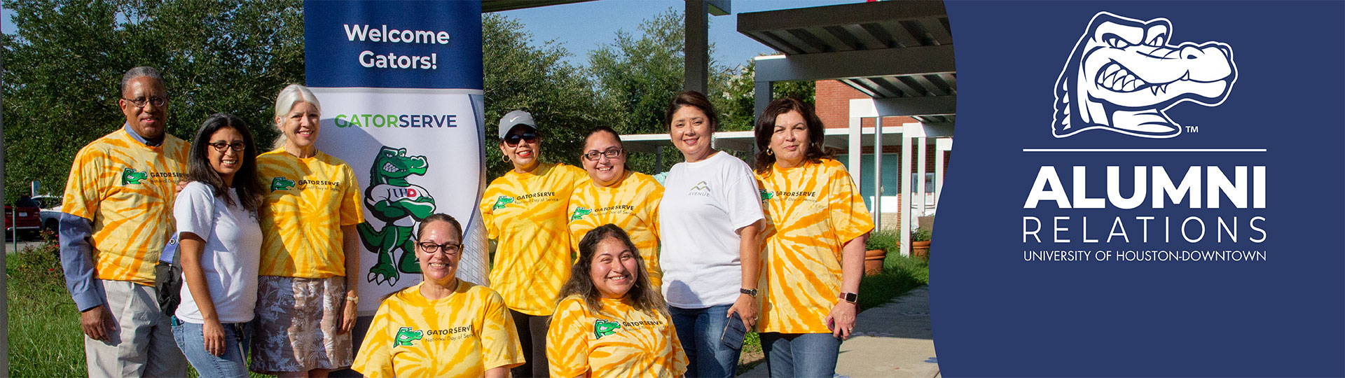 Alumni at a volunteering event