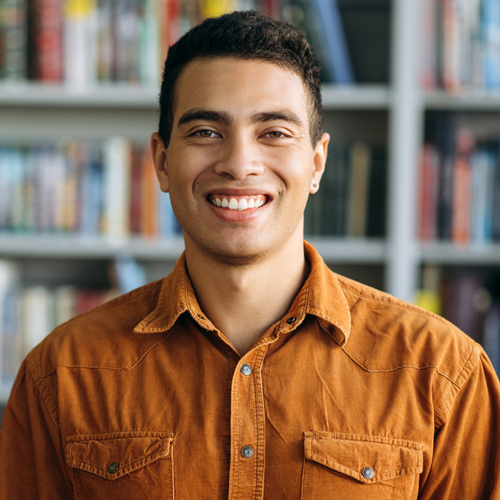 smiiling college student smiling college student