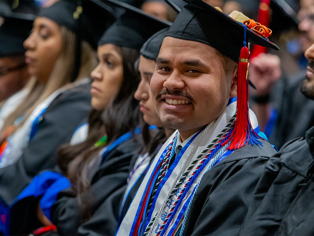 A row of students at UHD commencement 