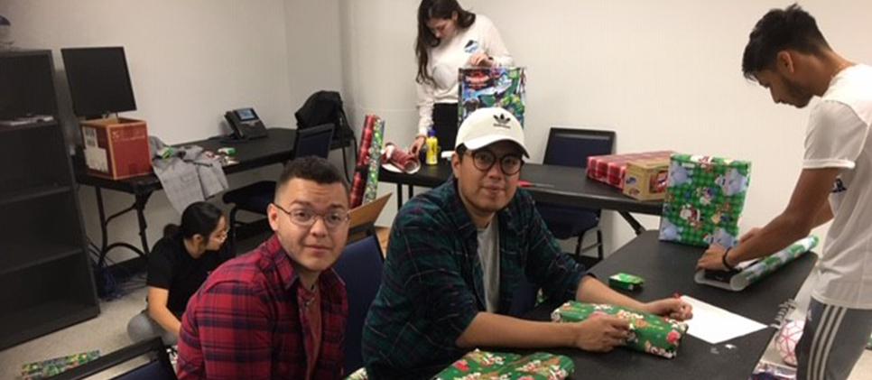 Greater Texas Foundation Gift Wrapping Drive