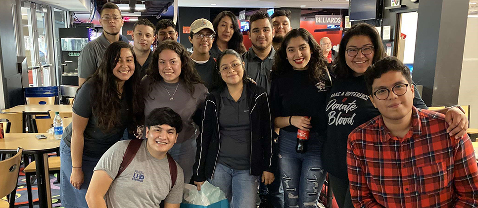 Greater Texas Foundation Thanksgiving Bowling Photo 7