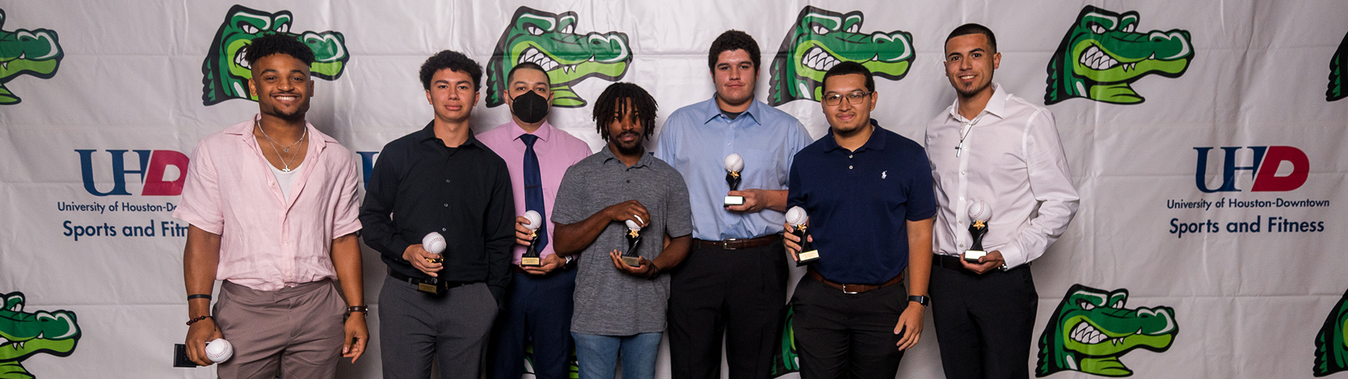 Group shot of students with awards.